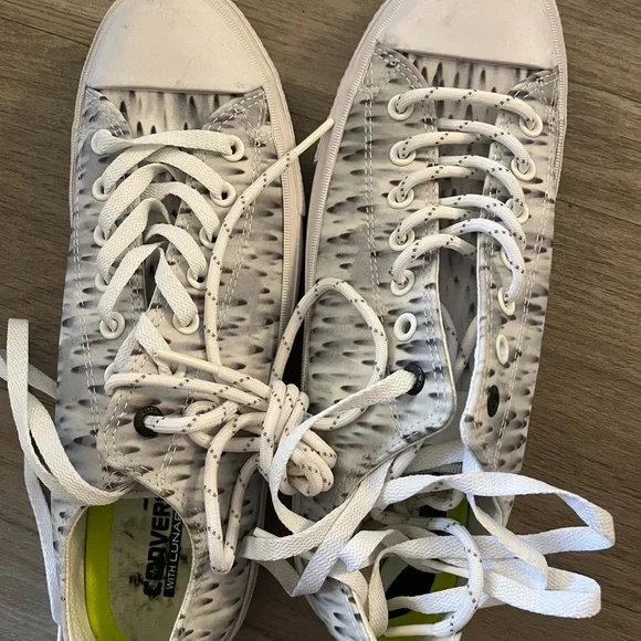 Converse Chuck Taylor II White Sneakers size 11 - Picture 4 of 5